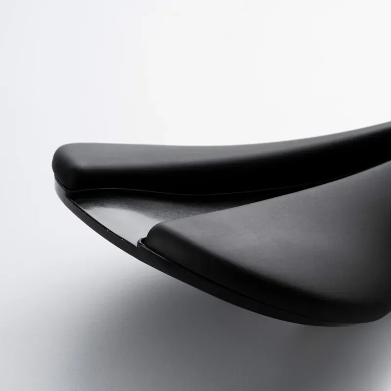 Fabric Line Sport Shallow Elite Flat Cr-Mo 41mm Saddle in Black-7
