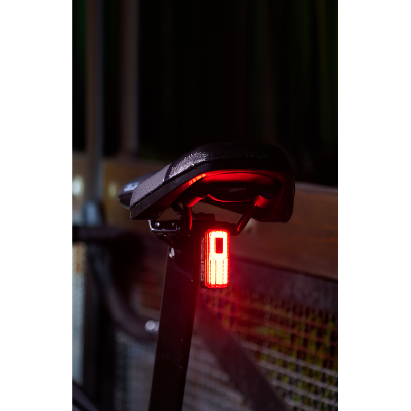 Moon Helix Pro 150 rear light-1