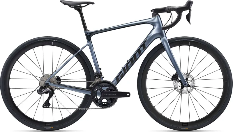 Giant Defy Advanced Pro 1 Road Bike in Knight Shield/Black