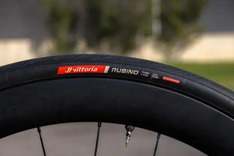 TYRE Vit Rubino V 700x-3